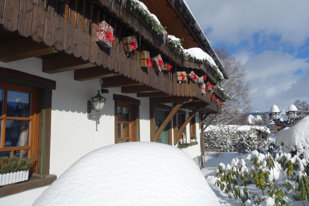 Hollhouse - Bed & Breakfast Hinterzarten Extérieur photo